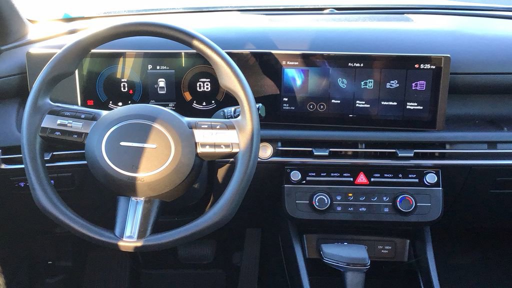 Used 2025 Hyundai Santa Cruz SE image 16