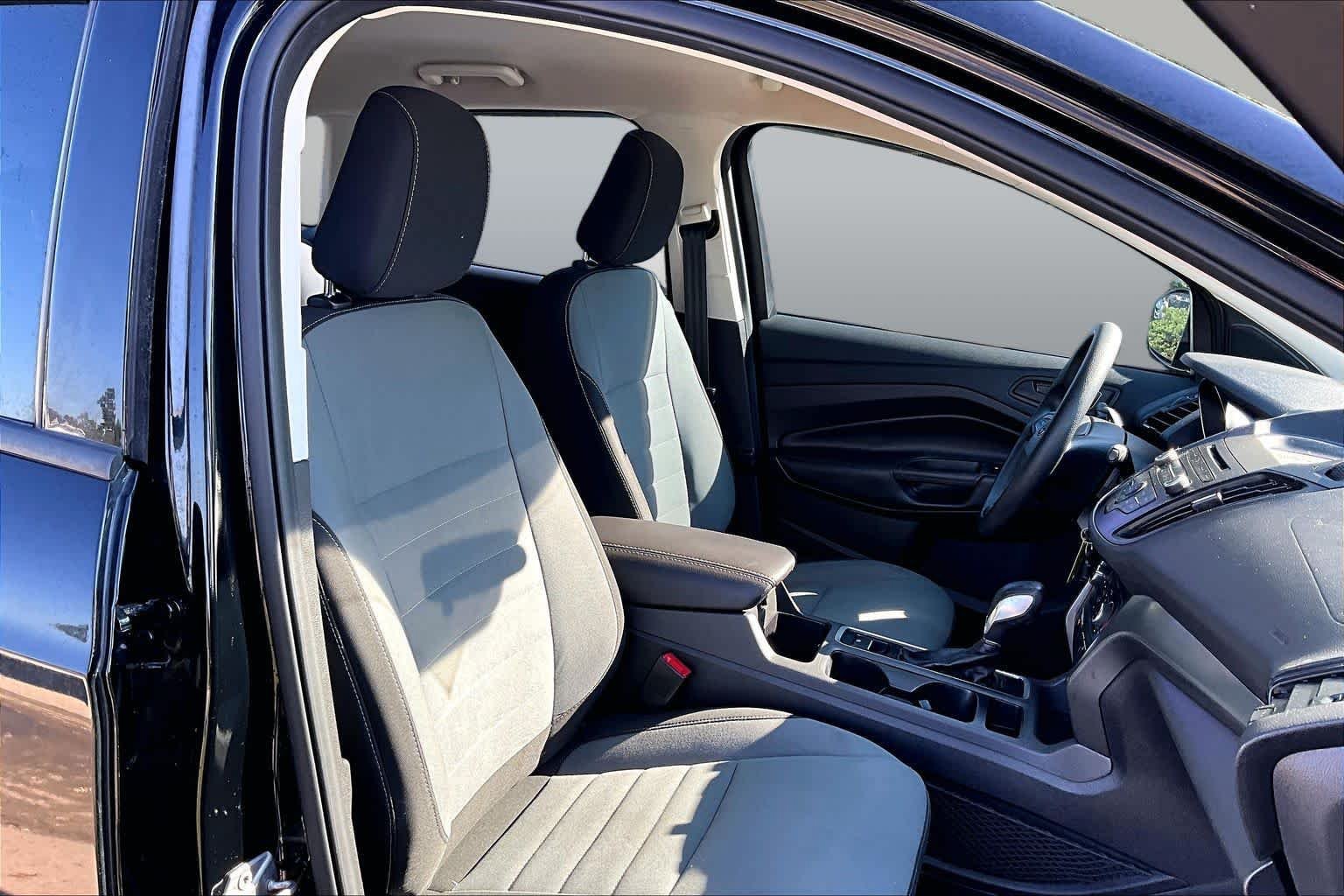 Used 2018 Ford Escape S FWD image 17