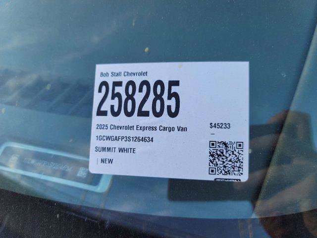 New 2025 Chevrolet Express 2500 w/ Driver Convenience Package RWD image 30