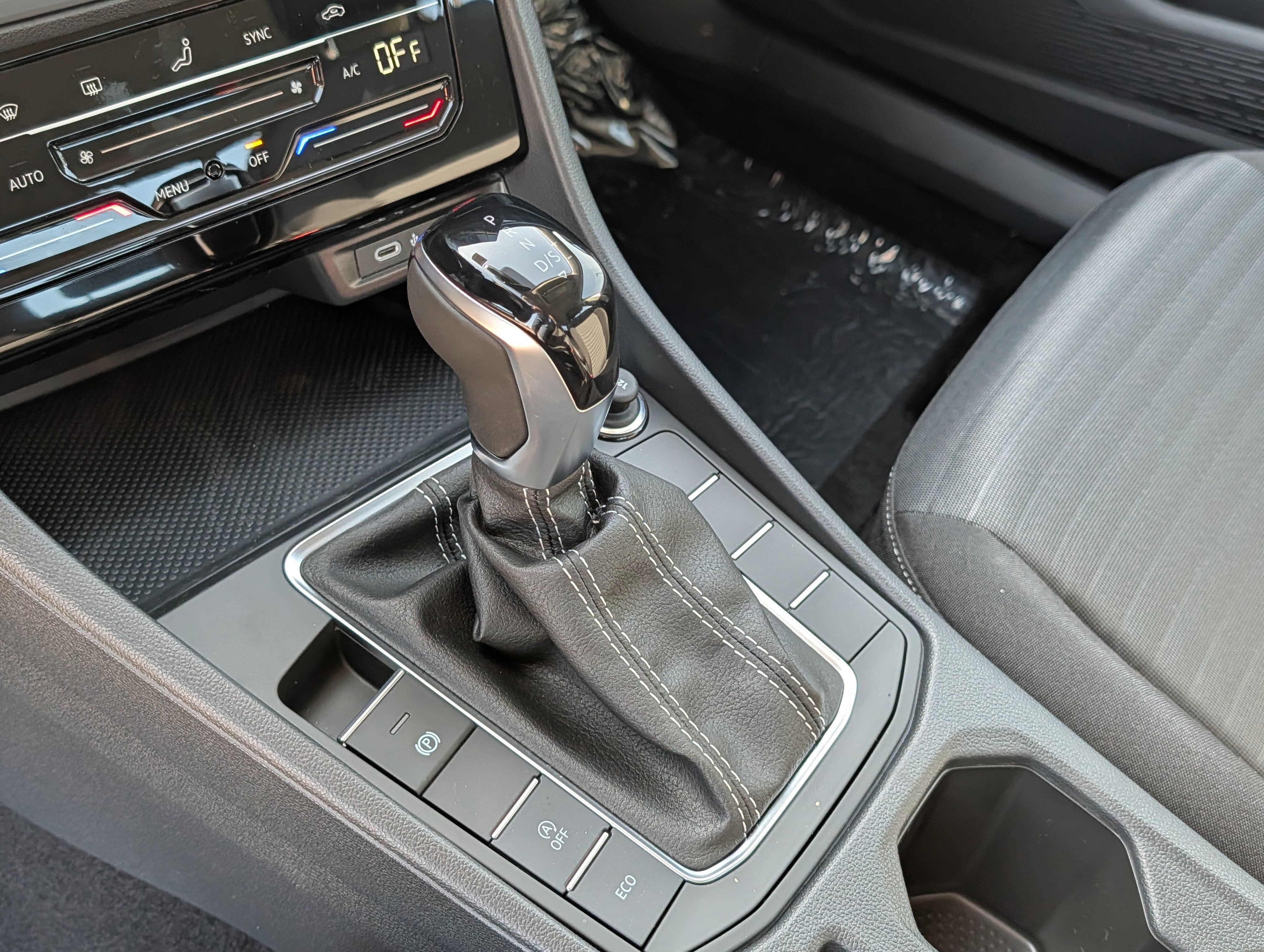 New 2026 Volkswagen Jetta SE image 23