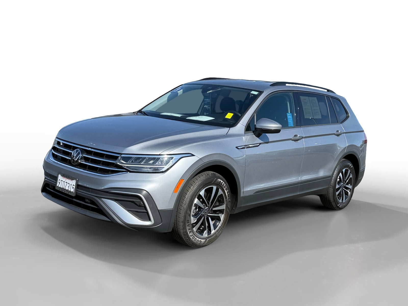 Certified 2024 Volkswagen Tiguan S