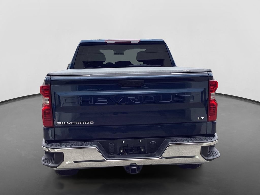 Used 2022 Chevrolet Silverado 1500 LT AWD/4WD image 6