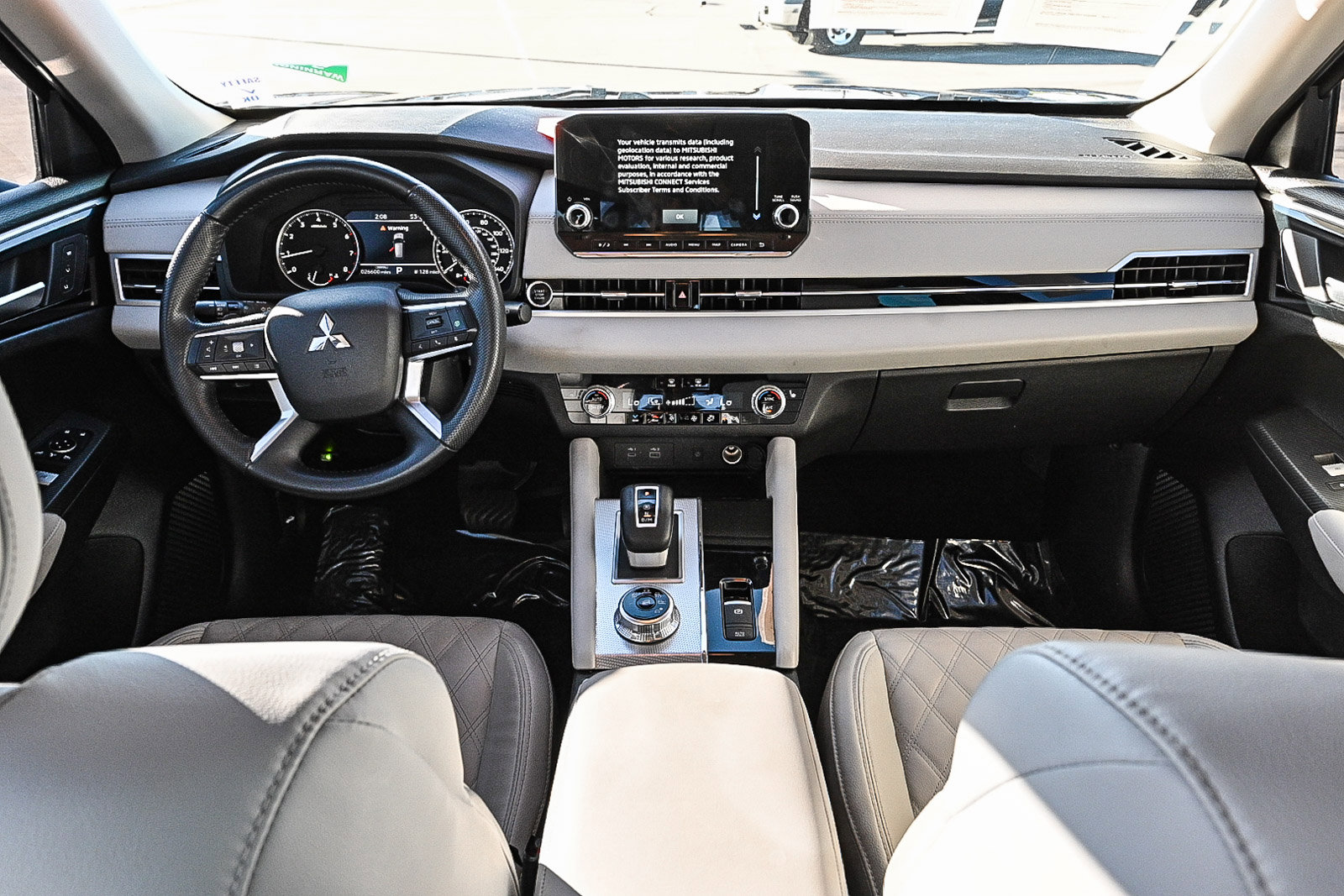 Used 2022 Mitsubishi Outlander SEL image 13