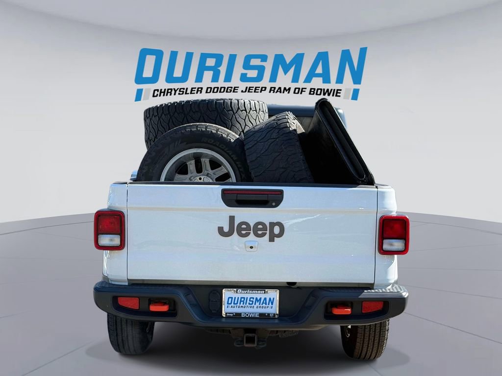 Used 2021 Jeep Gladiator Mojave w/ Cold Weather Group image 3