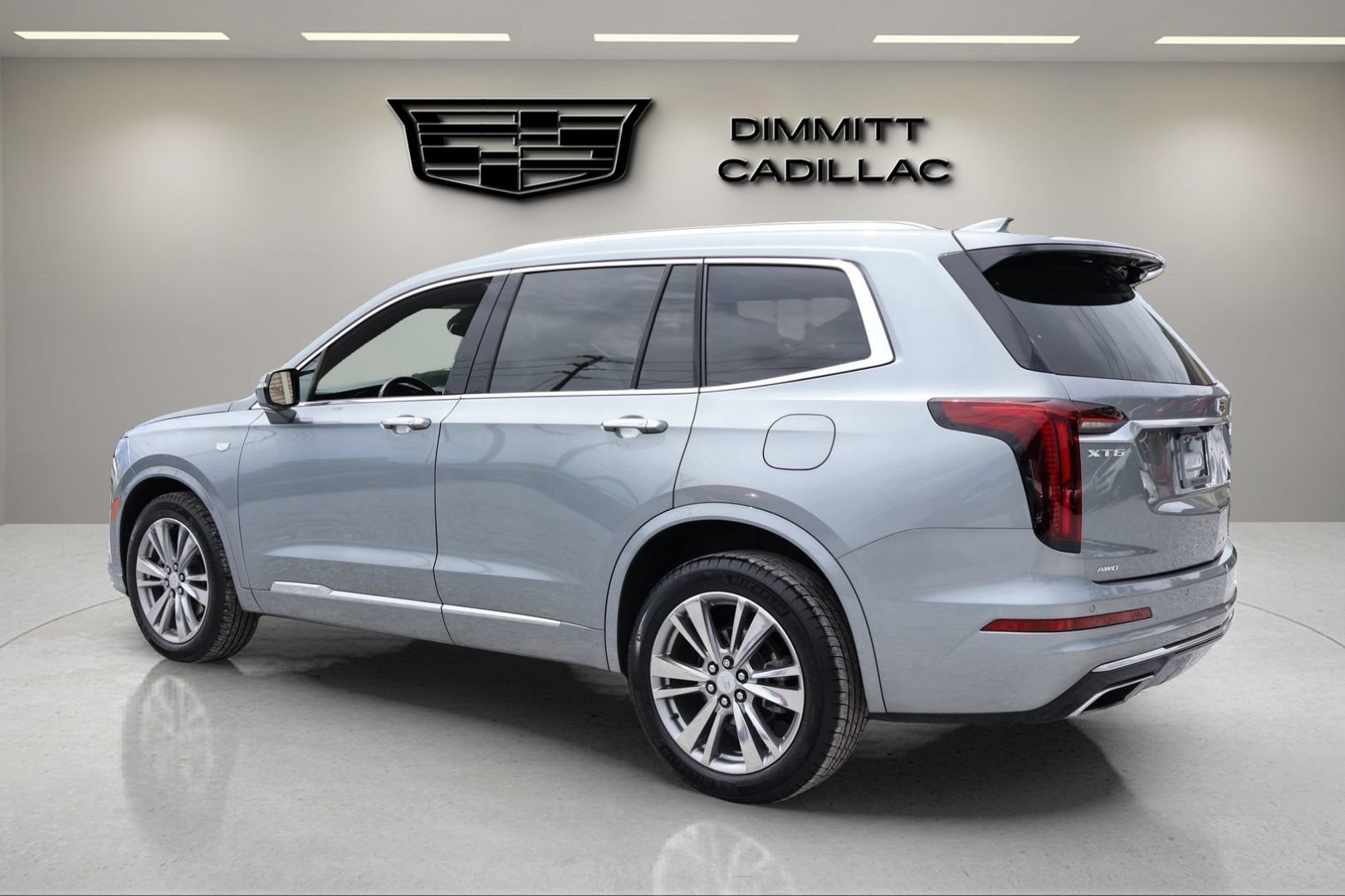 Certified 2023 Cadillac XT6 Premium Luxury AWD/4WD image 7