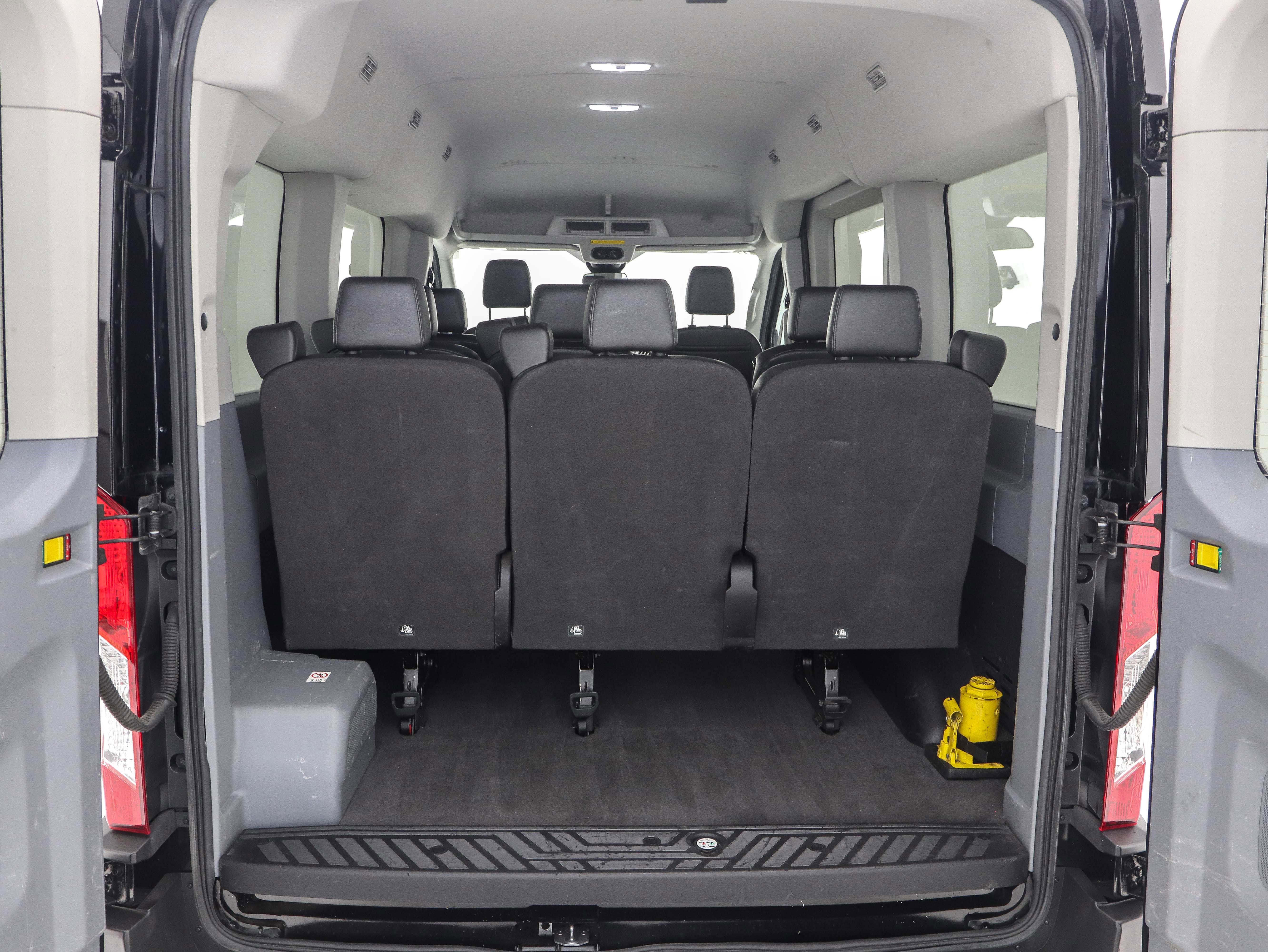 Used 2019 Ford Transit 150 XLT image 11