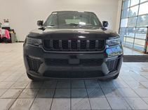 New 2026 Jeep Grand Cherokee Limited AWD/4WD image 3