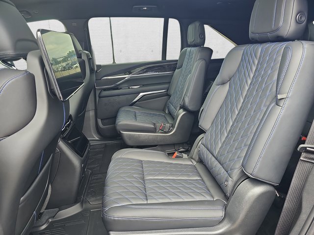 New 2026 Cadillac Escalade IQ Sport 1 w/ LPO, ONYX Package image 16