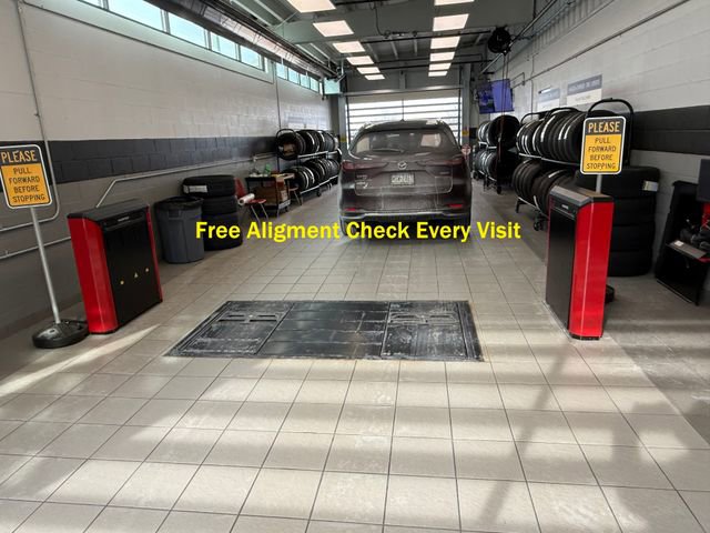 Used 2025 Subaru Forester Touring w/ Protection Package image 37