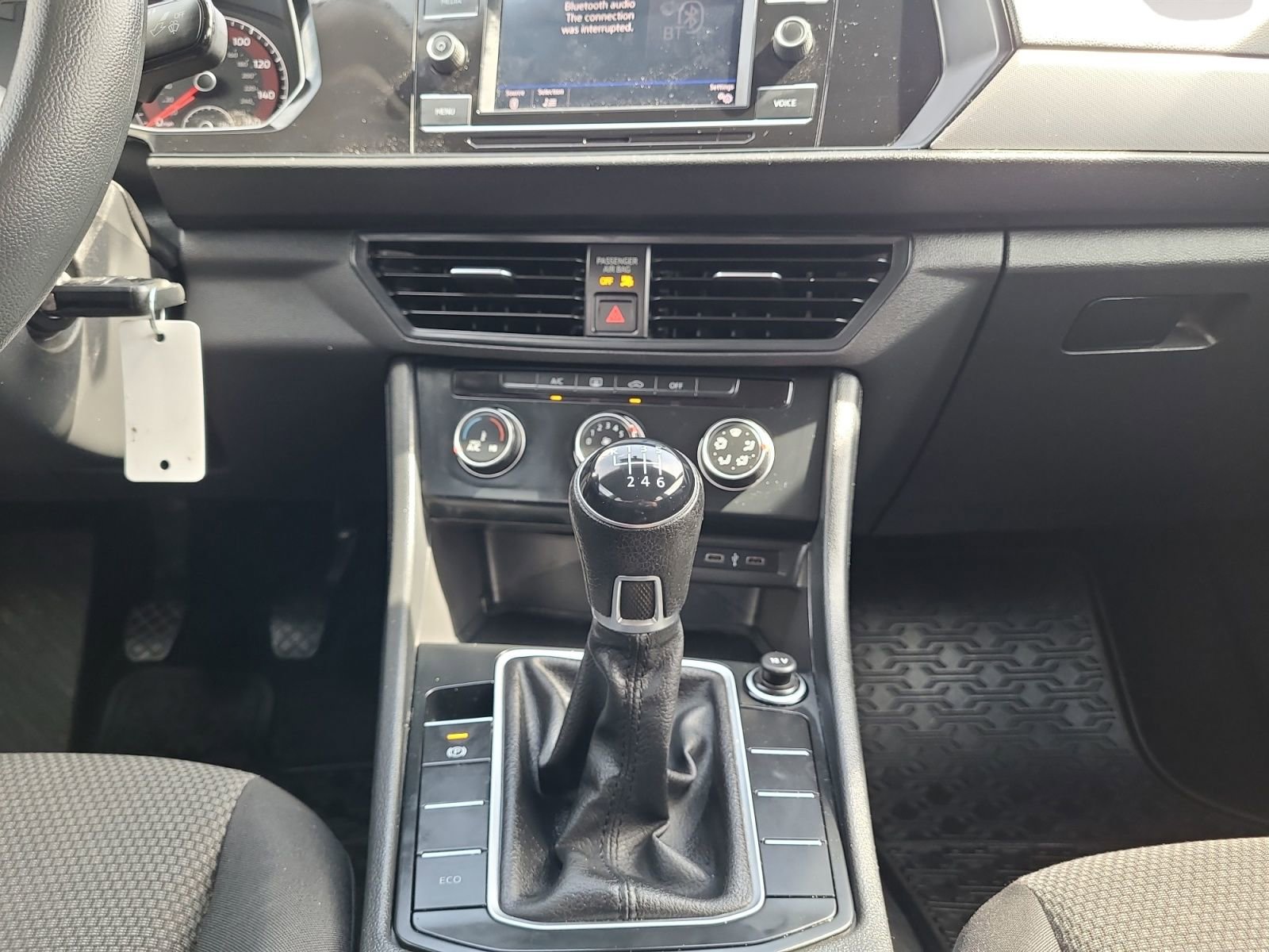 Used 2021 Volkswagen Jetta S image 11