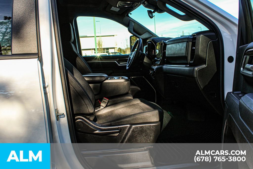 Used 2025 Chevrolet Silverado 2500 LT w/ Convenience Package AWD/4WD image 21