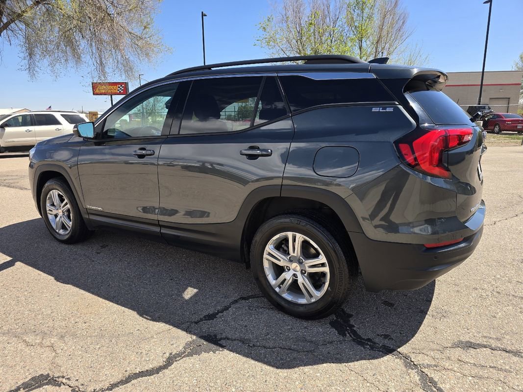 Used 2020 GMC Terrain SLE w/ Driver Convenience Package image 8