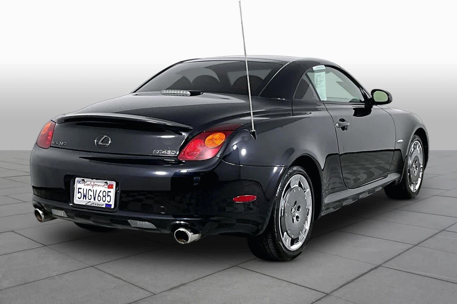 Used 2005 Lexus SC 430 Convertible RWD image 12
