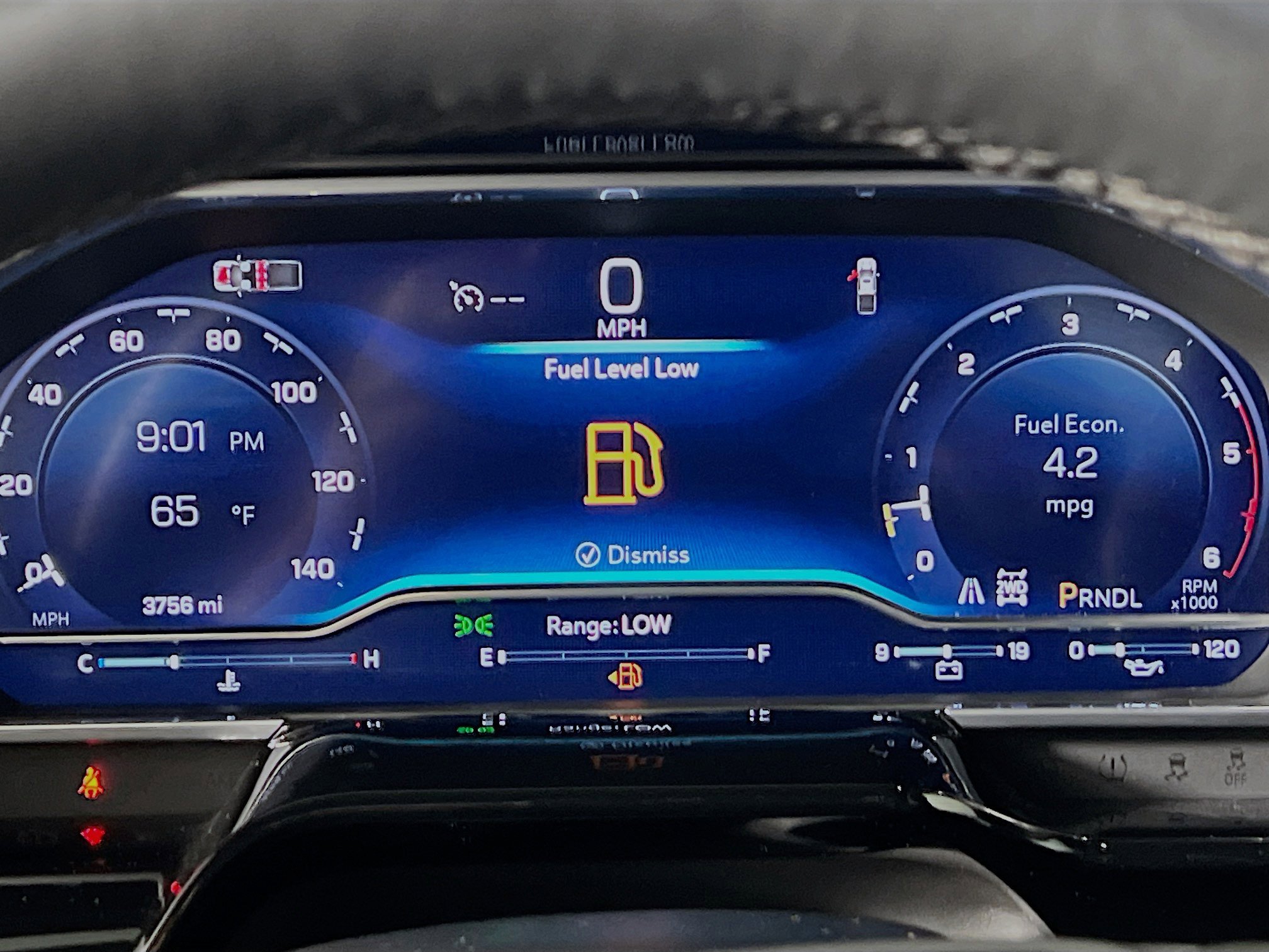 Used 2025 Chevrolet Silverado 2500 LT w/ Convenience Package image 21