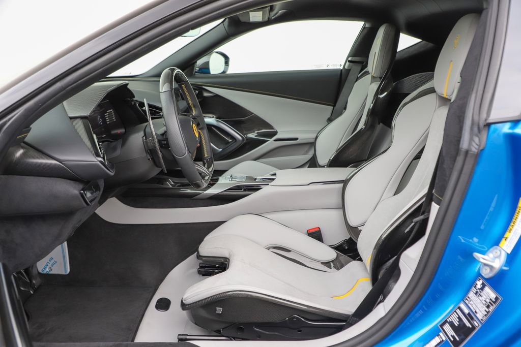 Certified 2025 Ferrari 12Cilindri RWD image 51