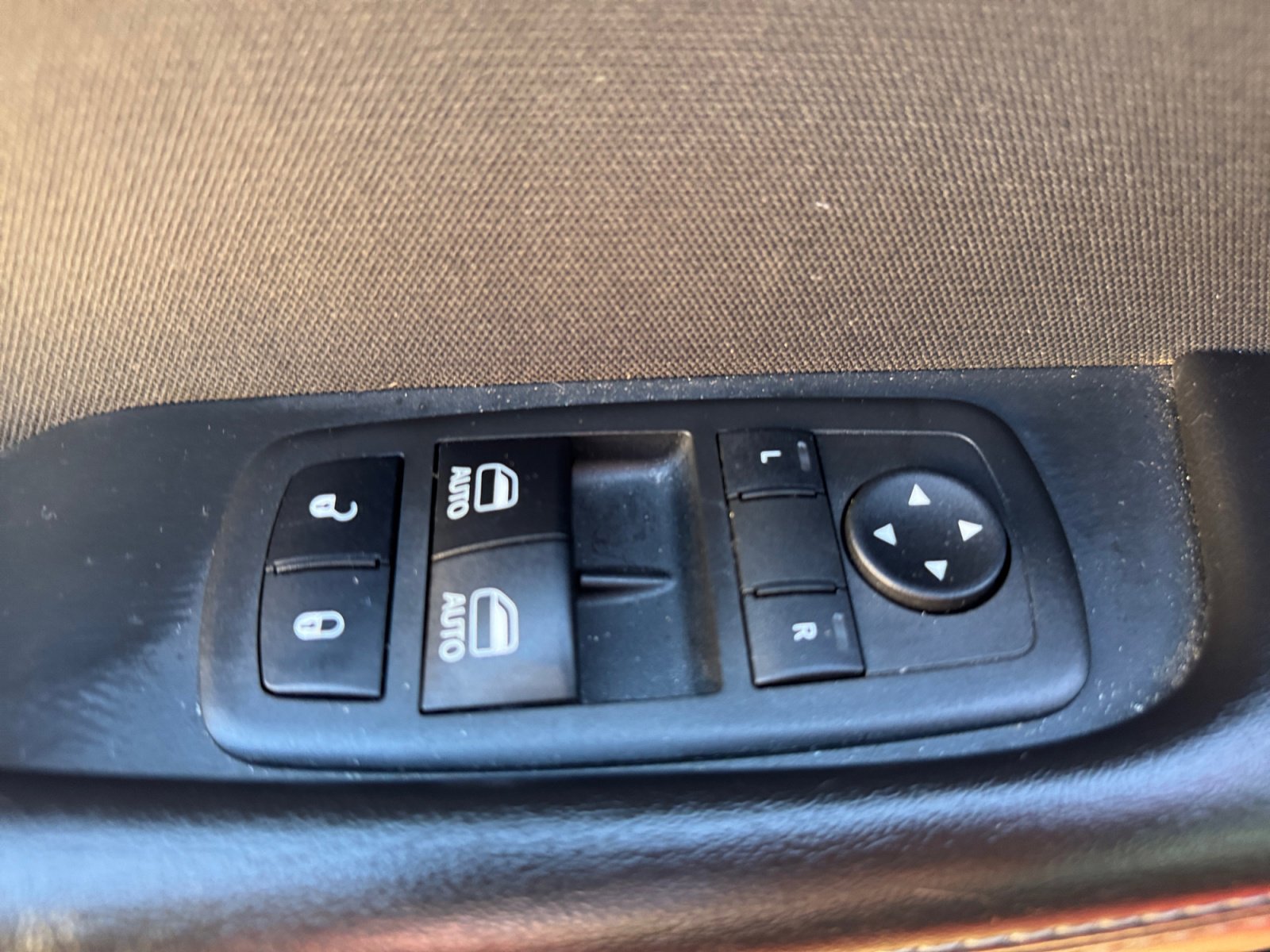 Used 2018 Dodge Challenger R/T w/ Driver Convenience Group image 13