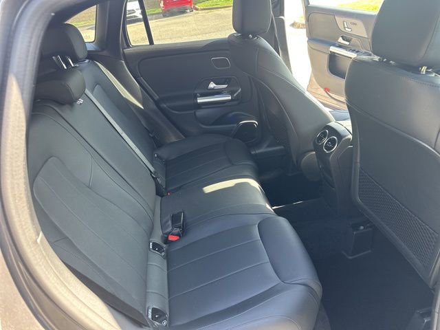 Used 2025 Mercedes-Benz GLA 250 4MATIC w/ Winter Package image 15