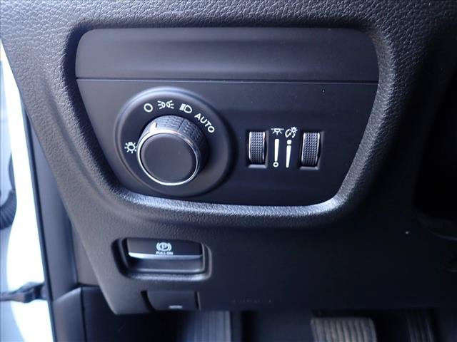 Used 2023 Jeep Grand Cherokee L Laredo w/ Trailer Tow Group (B) AWD/4WD image 16