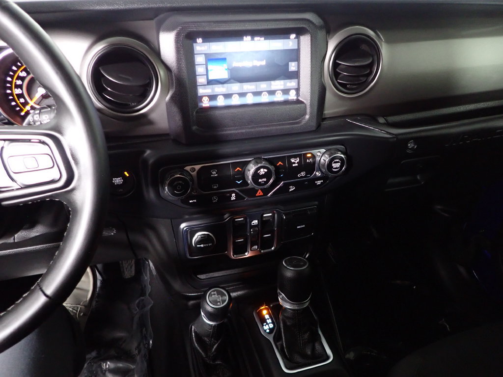 Used 2020 Jeep Wrangler Unlimited Sport AWD/4WD image 25