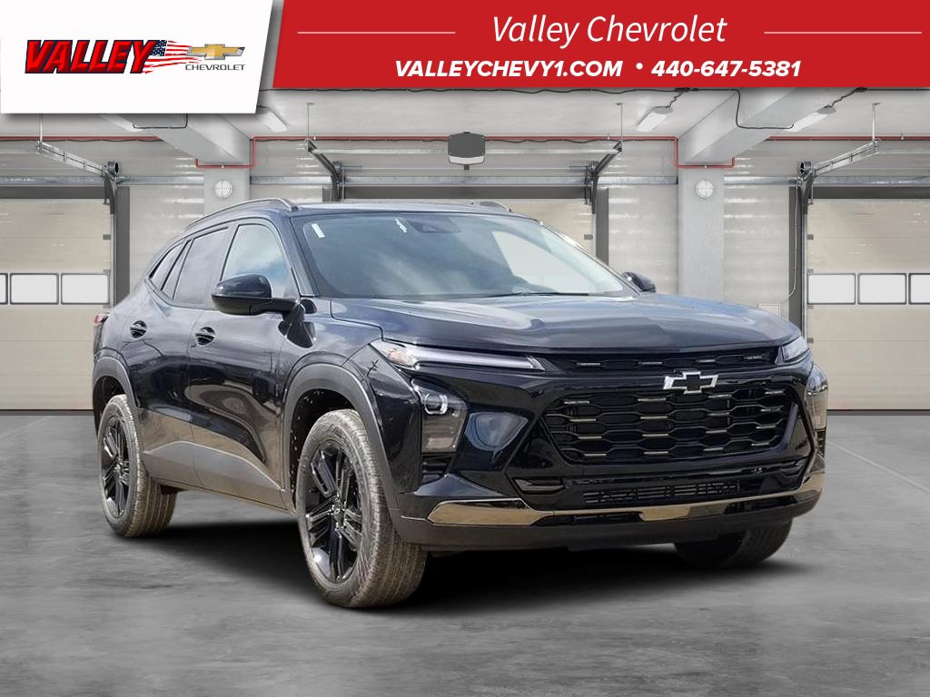 New 2026 Chevrolet Trax ACTIV w/ Sunroof Package