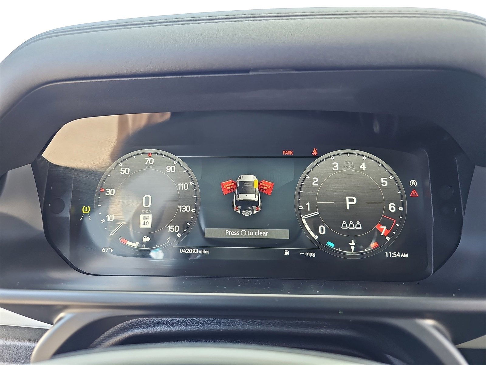 Used 2024 Land Rover Defender 90 S image 18