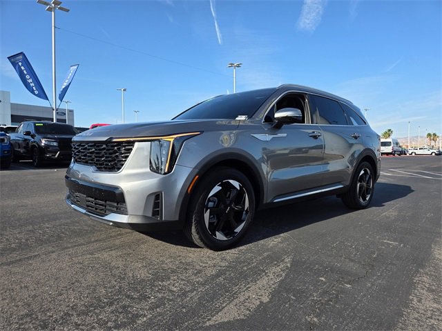 Used 2025 Kia Sorento EX image 3