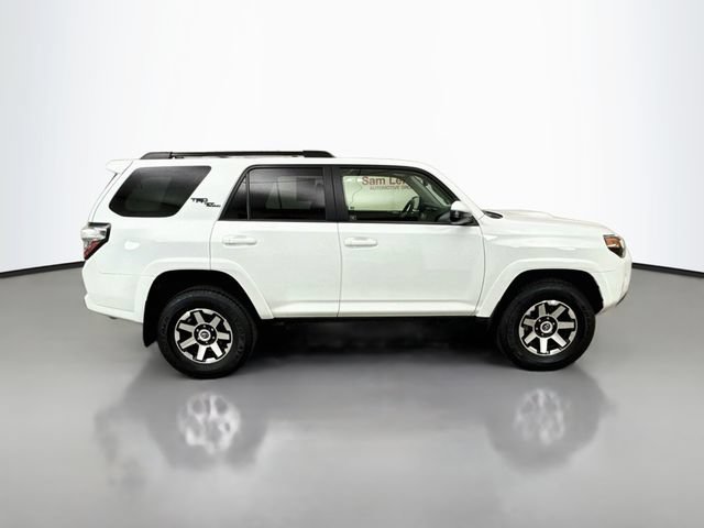 Used 2024 Toyota 4Runner TRD Off-Road AWD/4WD image 8