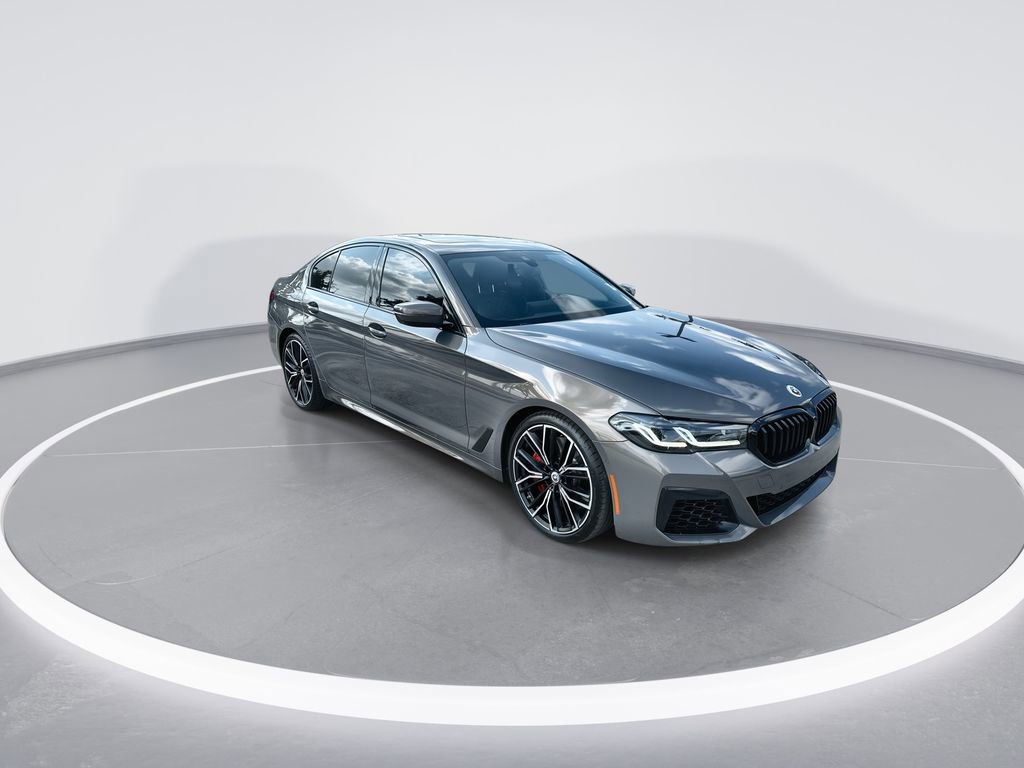 Used 2023 BMW M550i xDrive w/ Executive Package image 2