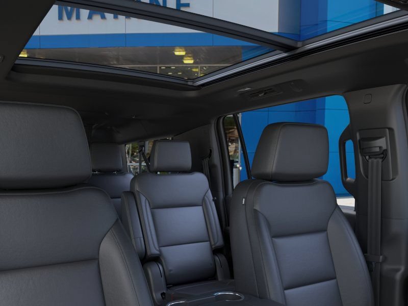 New 2026 Chevrolet Suburban Z71 w/ Comfort Package AWD/4WD image 24