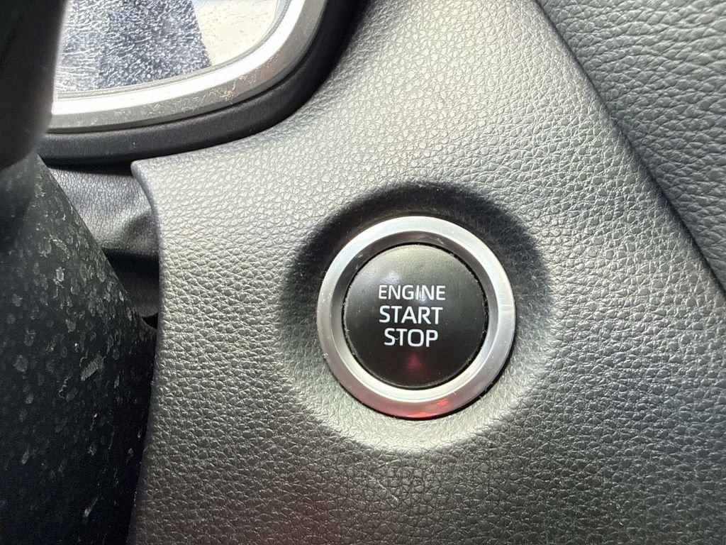 Used 2019 Toyota Corolla SE image 34