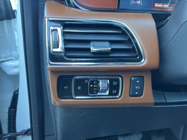 Used 2024 Lincoln Navigator L Reserve image 43