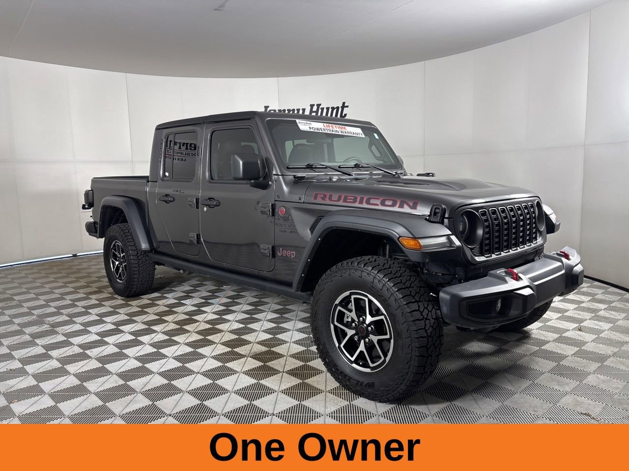 Used 2024 Jeep Gladiator Rubicon w/ Convenience Group AWD/4WD image 4