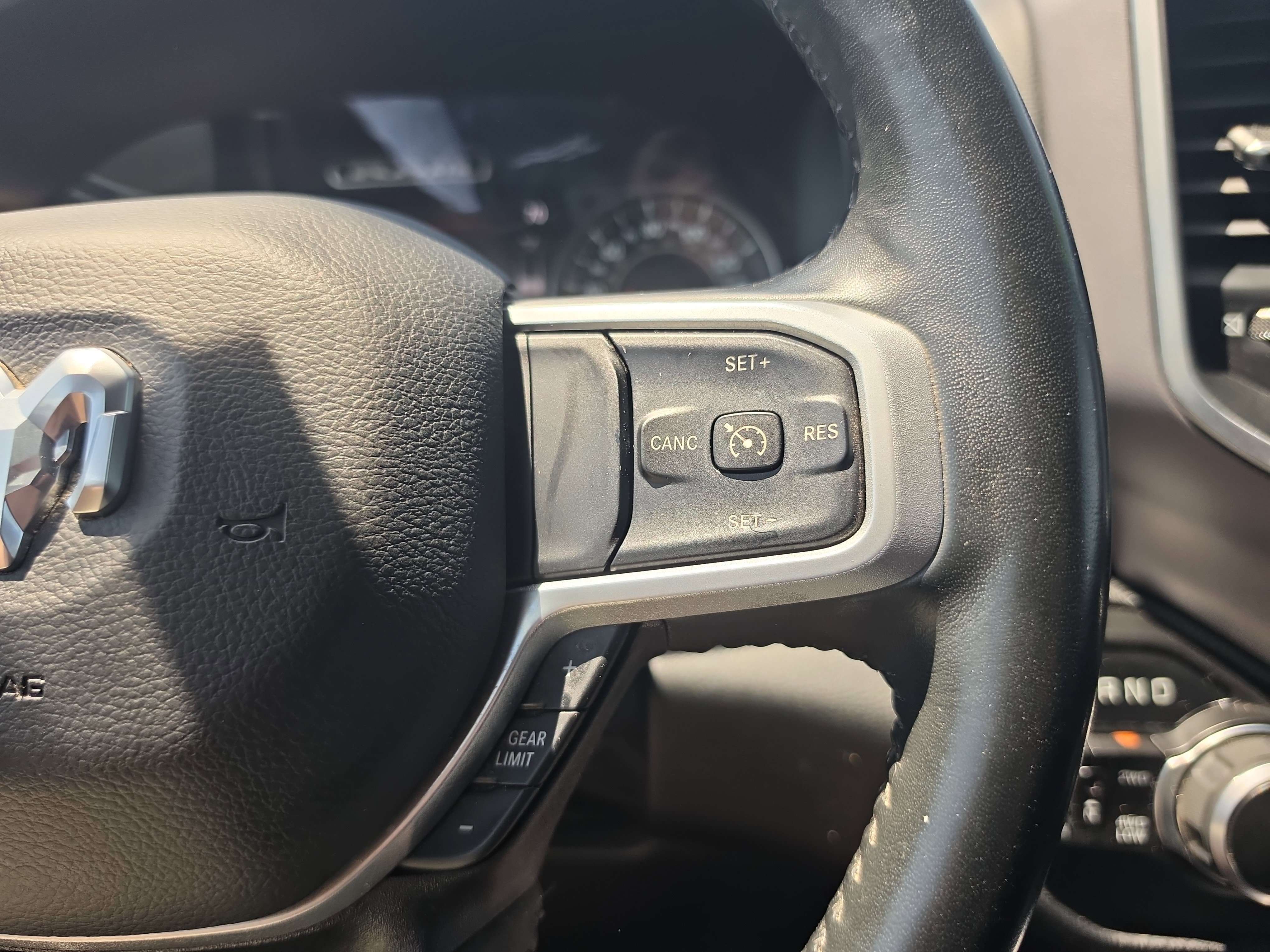 Used 2022 RAM 1500 Big Horn AWD/4WD image 21