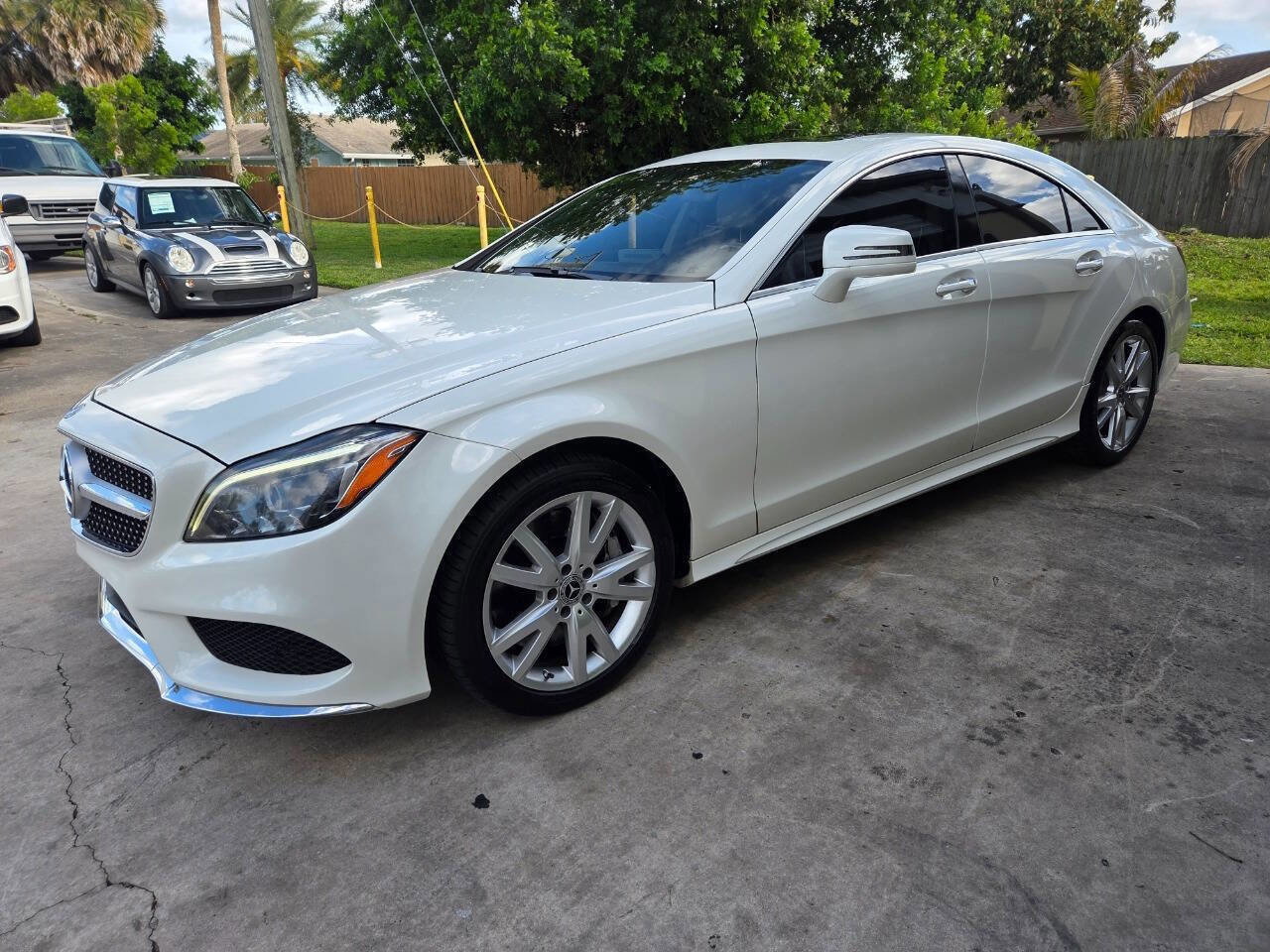 Used 2016 Mercedes-Benz CLS 550 4MATIC image 3