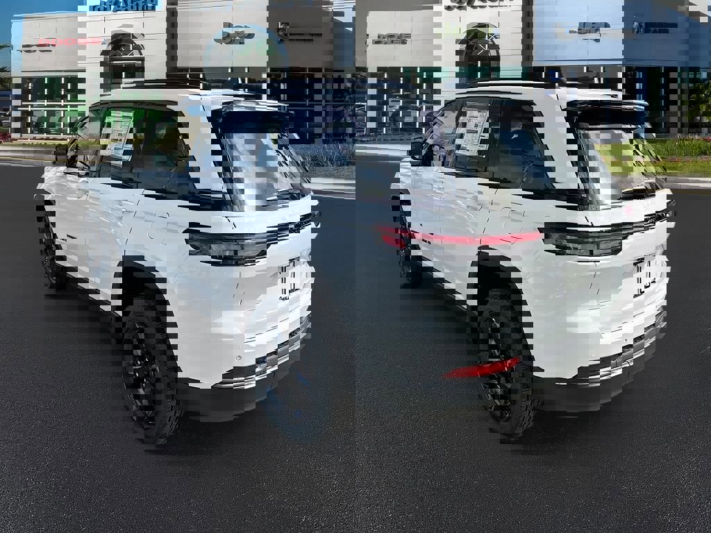 New 2026 Jeep Grand Cherokee Limited w/ Limited Altitude Package image 5