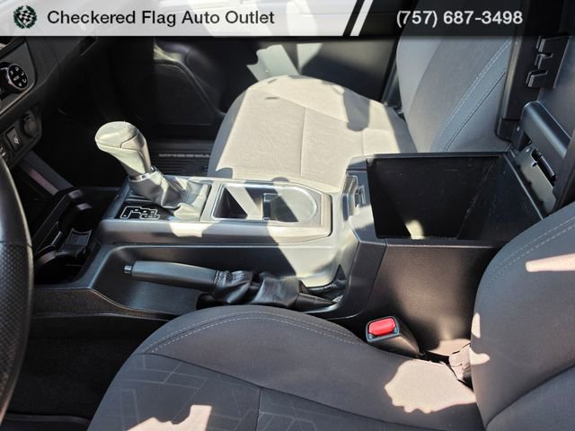 Used 2018 Toyota Tacoma TRD Sport image 35