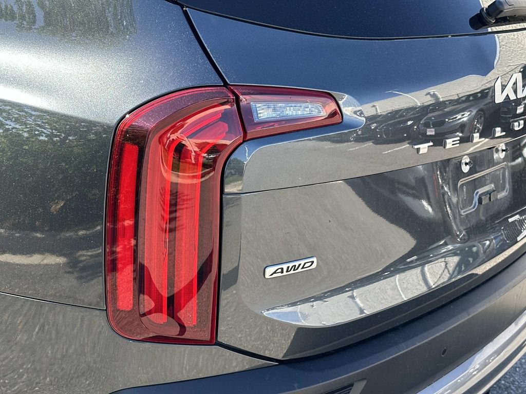 Used 2022 Kia Telluride SX w/ Towing Package AWD/4WD image 10