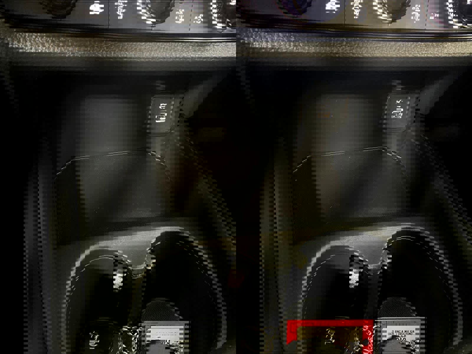 Used 2025 Honda HR-V LX image 26