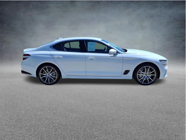 Used 2025 Genesis G70 2.5T RWD image 9