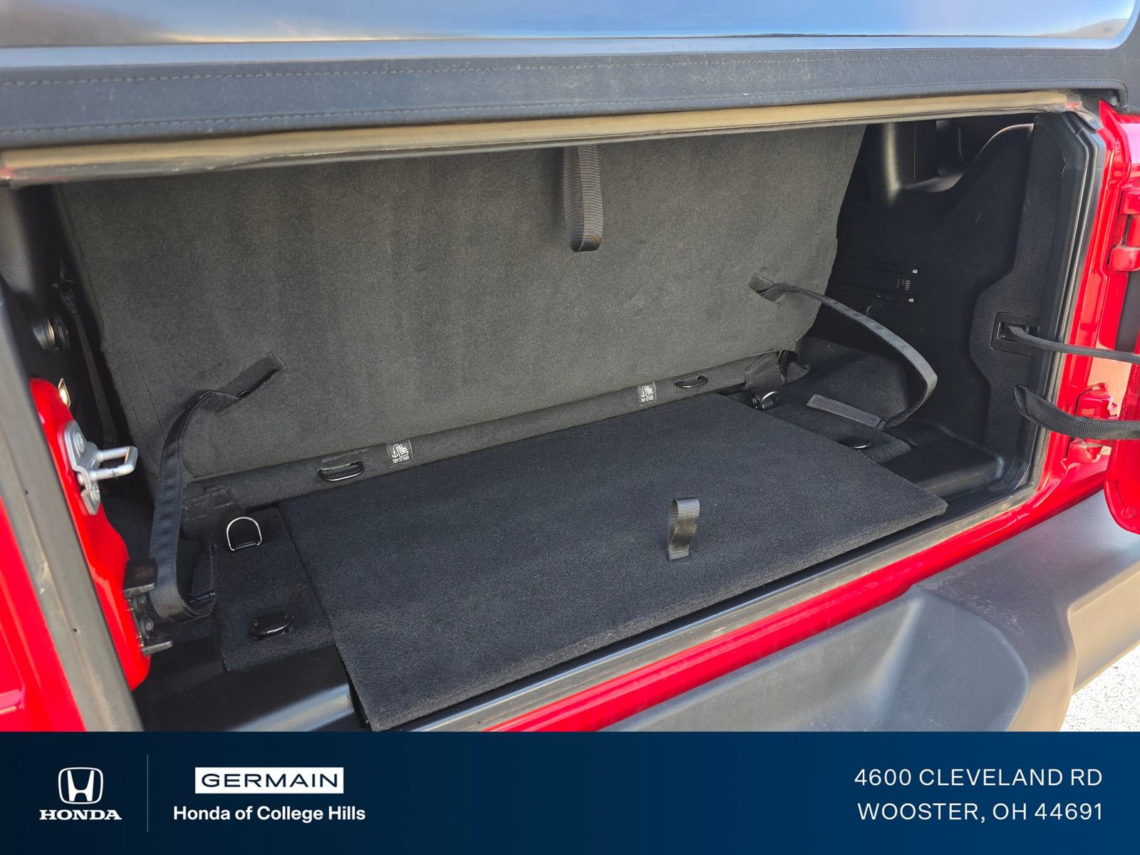 Used 2020 Jeep Wrangler Sport AWD/4WD image 21