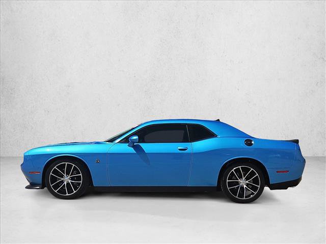 Used 2016 Dodge Challenger R/T Scat Pack RWD image 9