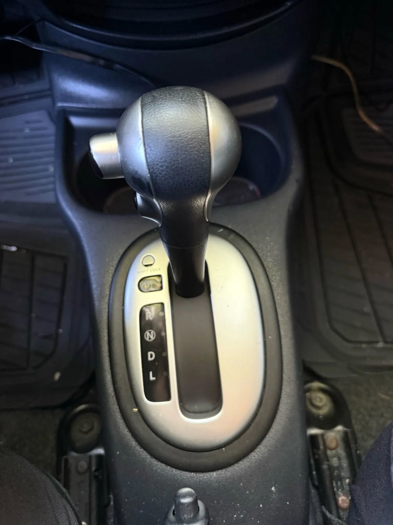 Used 2016 Nissan Versa Note SV image 18