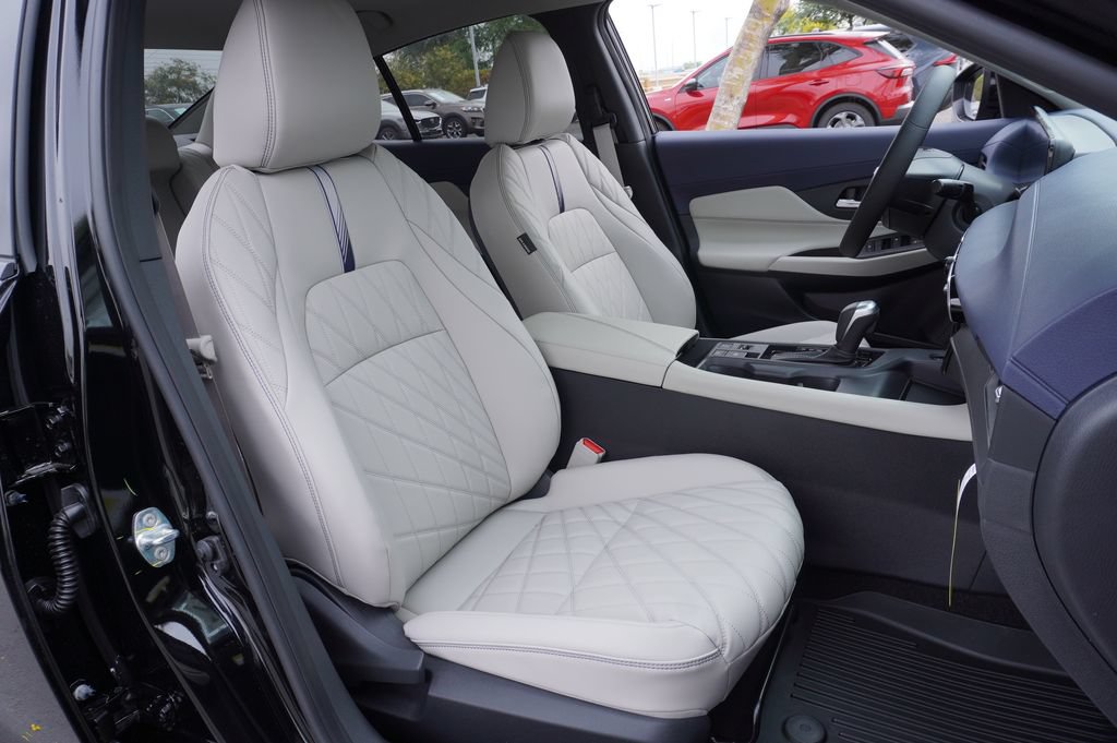 New 2026 Nissan Sentra SL w/ Floor Mat Package FWD image 12