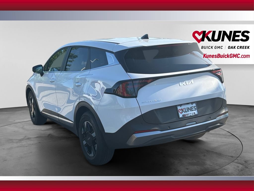 Used 2026 Kia Sportage LX FWD image 8