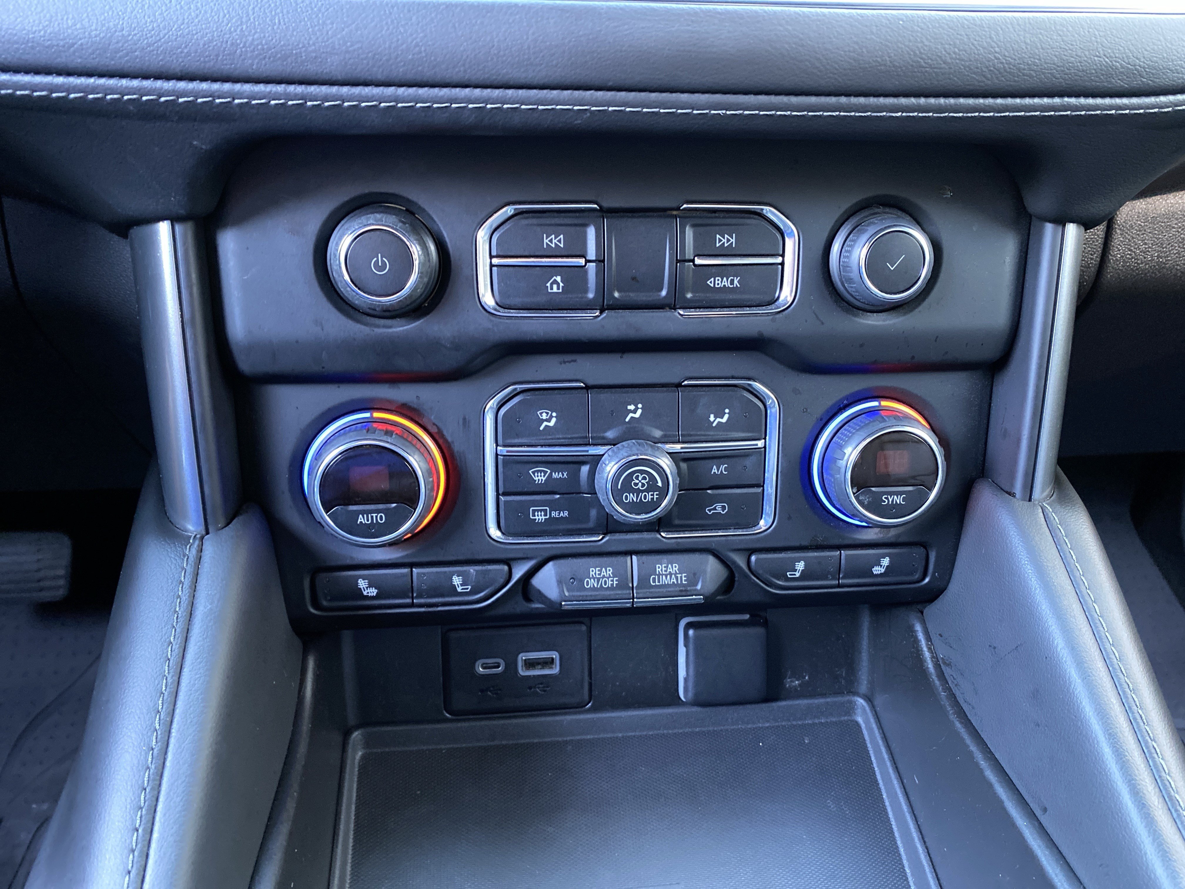 Used 2022 Chevrolet Tahoe Z71 AWD/4WD image 29