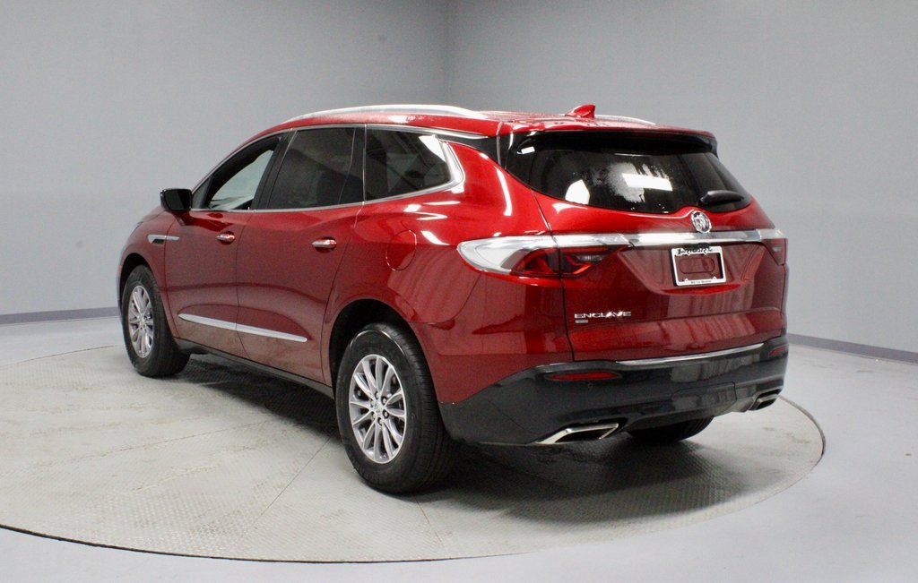 Used 2024 Buick Enclave Premium image 10