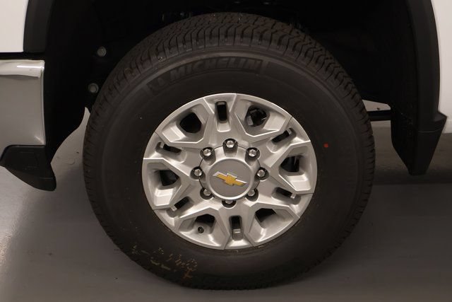New 2026 Chevrolet Silverado 3500 LT AWD/4WD image 8