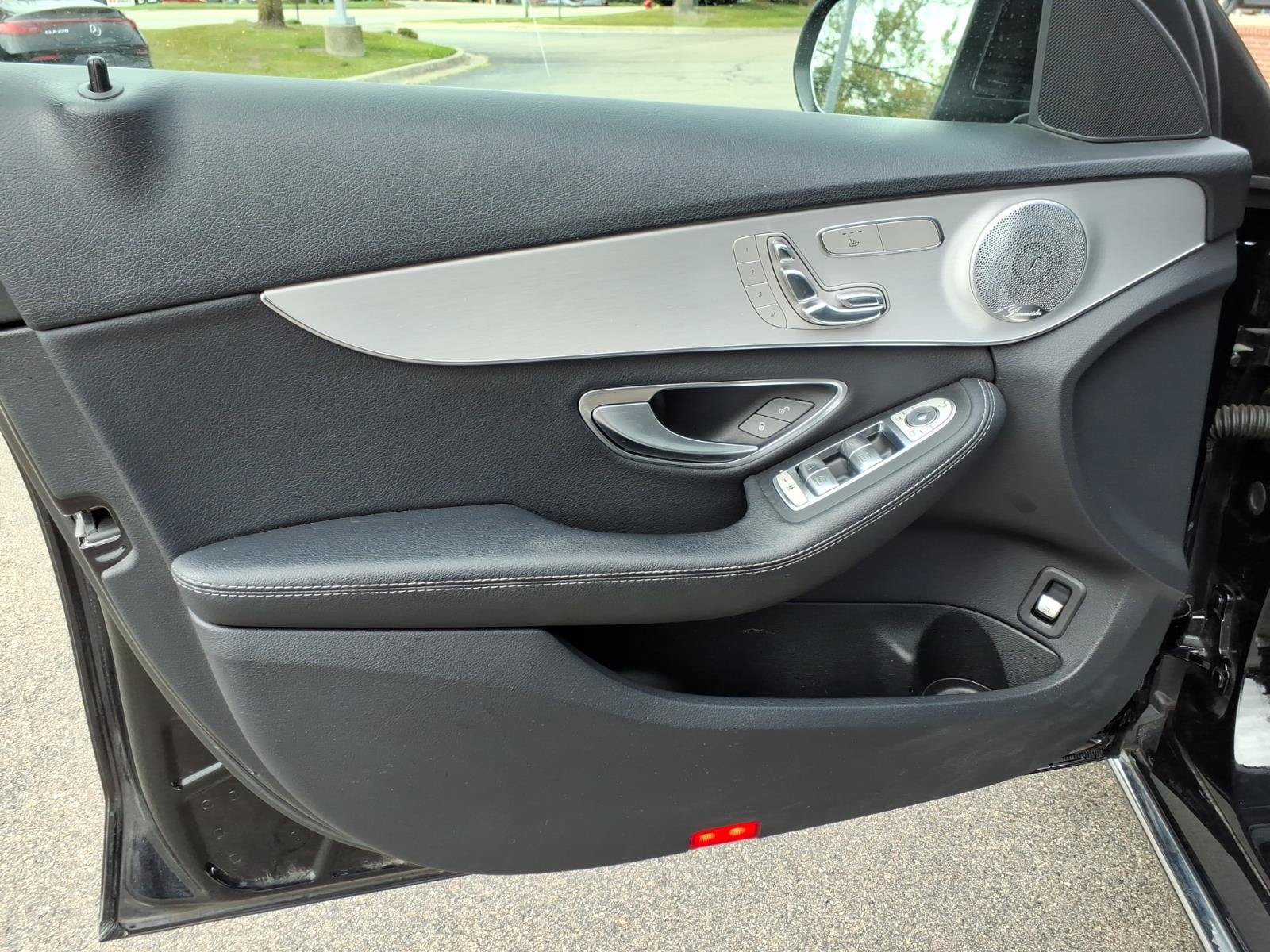 Used 2018 Mercedes-Benz C 300 4MATIC Sedan image 16