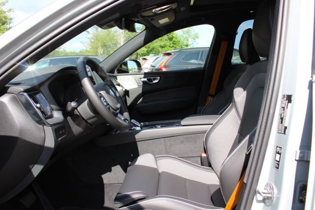 New 2026 Volvo XC60 T8 Polestar w/ Protection Package AWD/4WD image 23