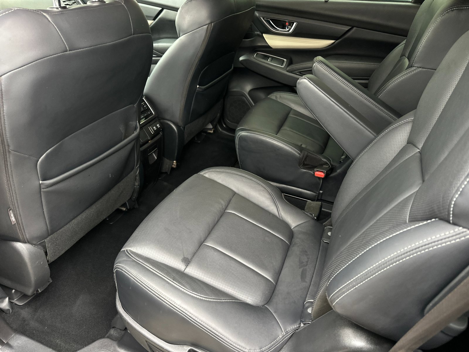 Used 2019 Subaru Ascent Limited image 11